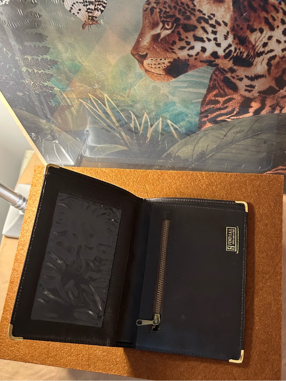 FENDI Pre-Loved Wallet or Passport Holder - Unisex - Picture 8 of 8